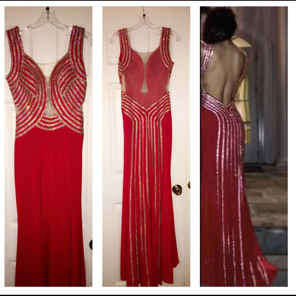 Beautiful Red prom dress